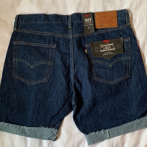 COPY - Levi’s unisex special edition rainbow stripe Pride slim taper cut off sh… - Picture 3 of 7